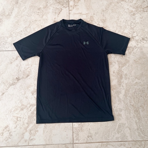 Free- Under Armour Performance Shirt - Picture 1 of 2